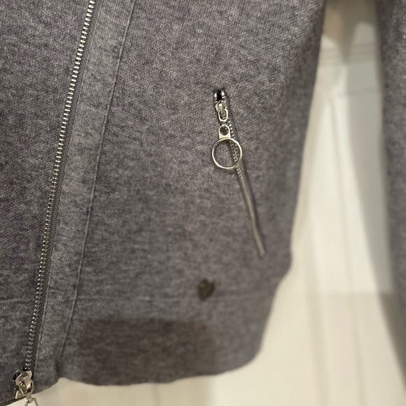 Boutique Sweater jacket - Picture 5 of 5